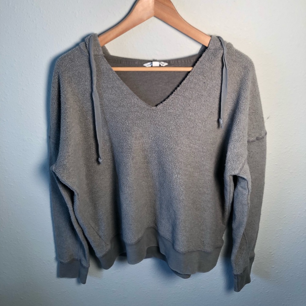 American eagle fuzzy hoodie